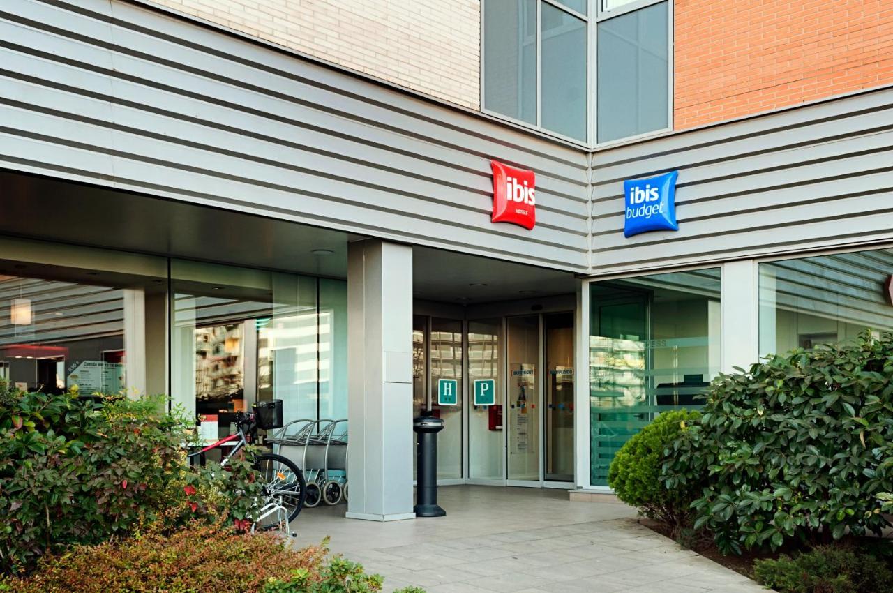 Ibis Budget Lleida Bagian luar foto