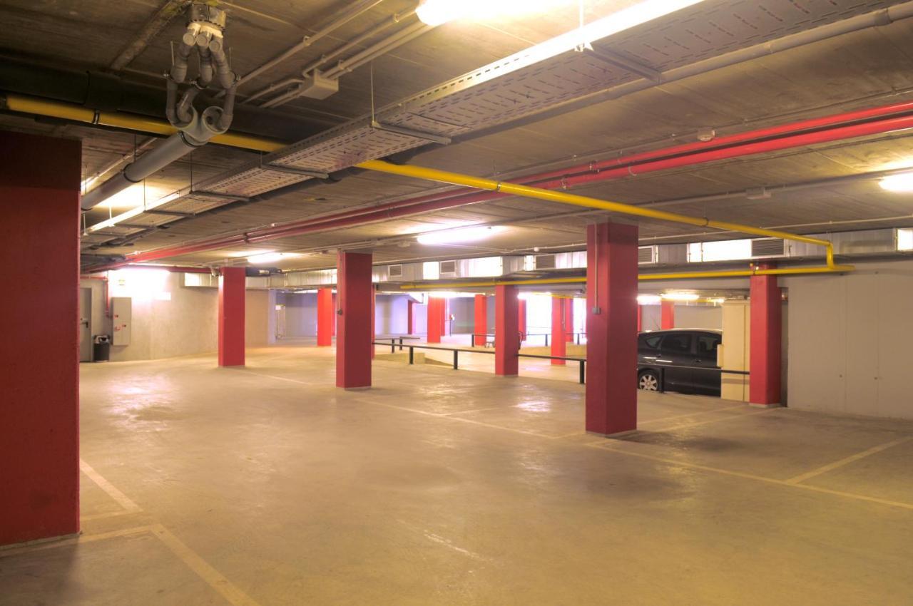 Ibis Budget Lleida Bagian luar foto