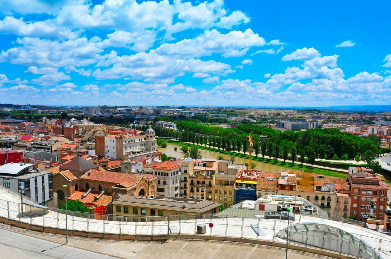 Ibis Budget Lleida Bagian luar foto
