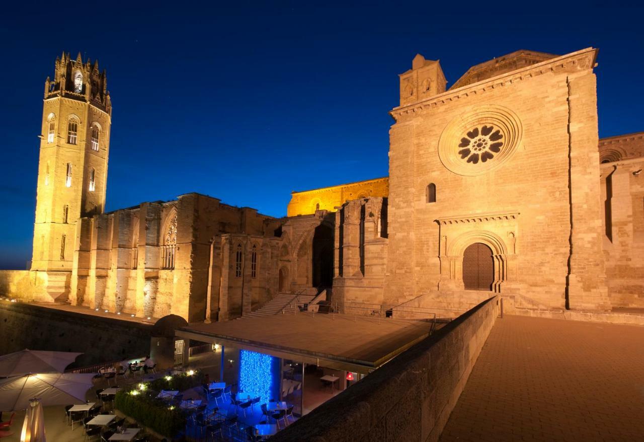 Ibis Budget Lleida Bagian luar foto