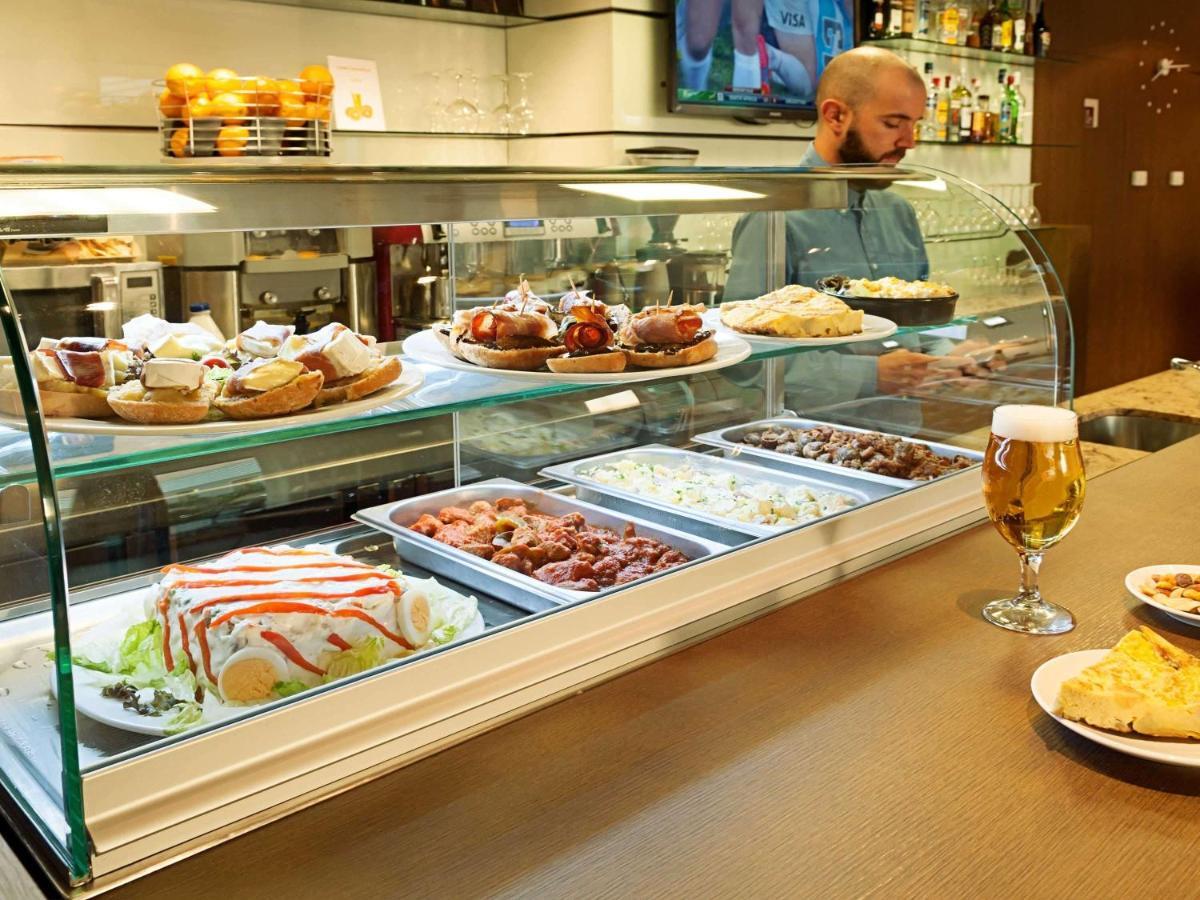 Ibis Budget Lleida Bagian luar foto