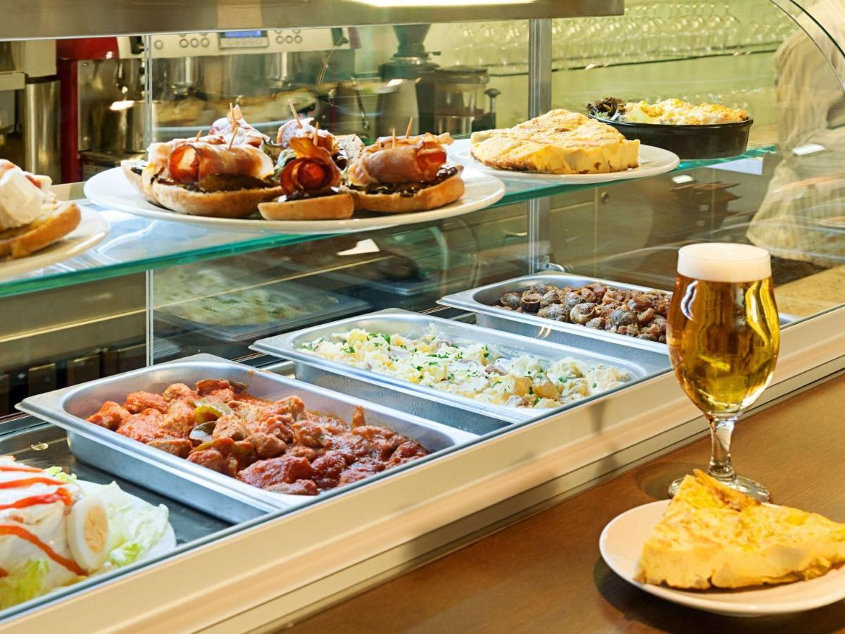 Ibis Budget Lleida Bagian luar foto