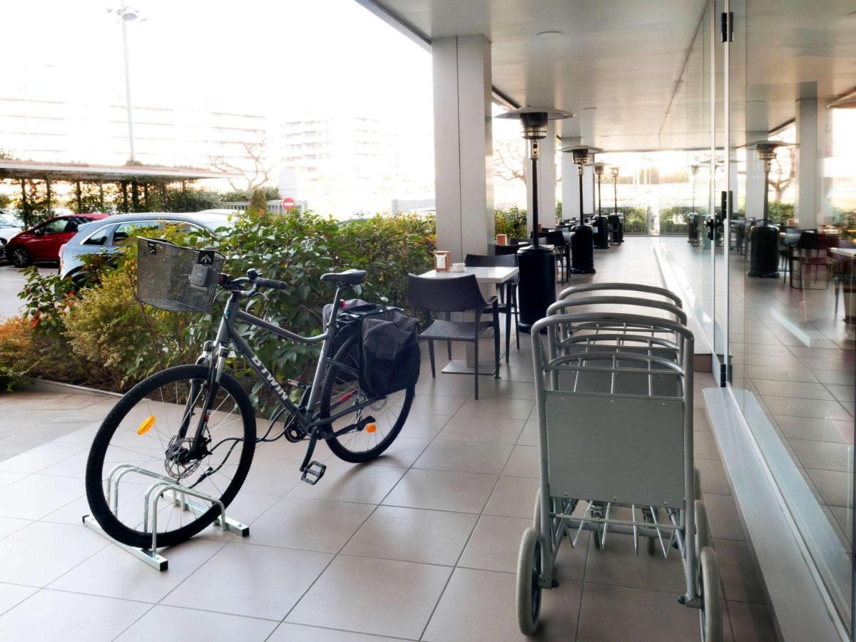 Ibis Budget Lleida Bagian luar foto