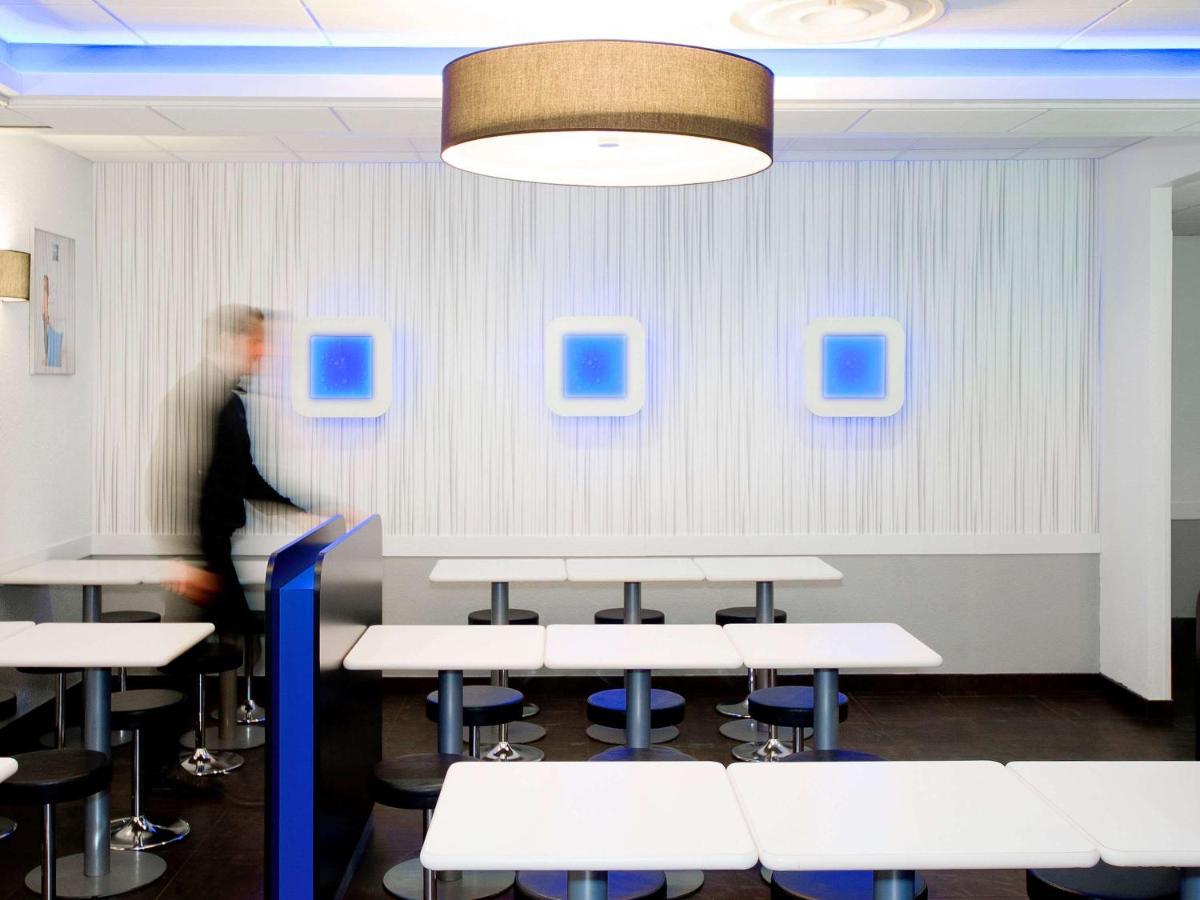 Ibis Budget Lleida Bagian luar foto